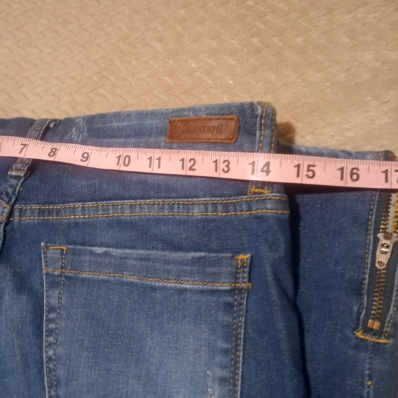 BlankNYC Jeans - Picture 4 of 8